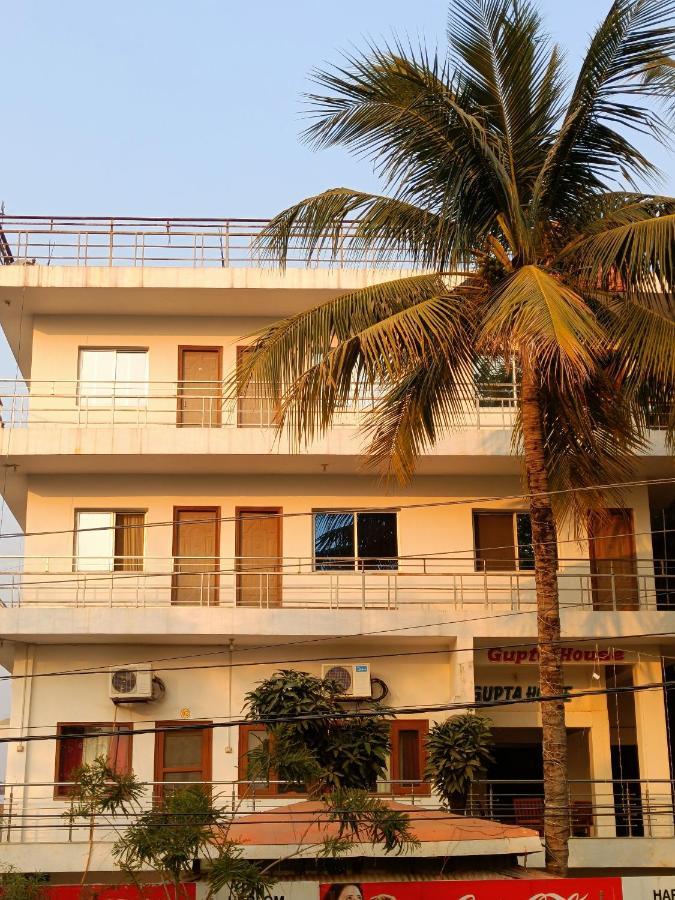 The Gupta Guest House Bodh Gaya Exteriör bild