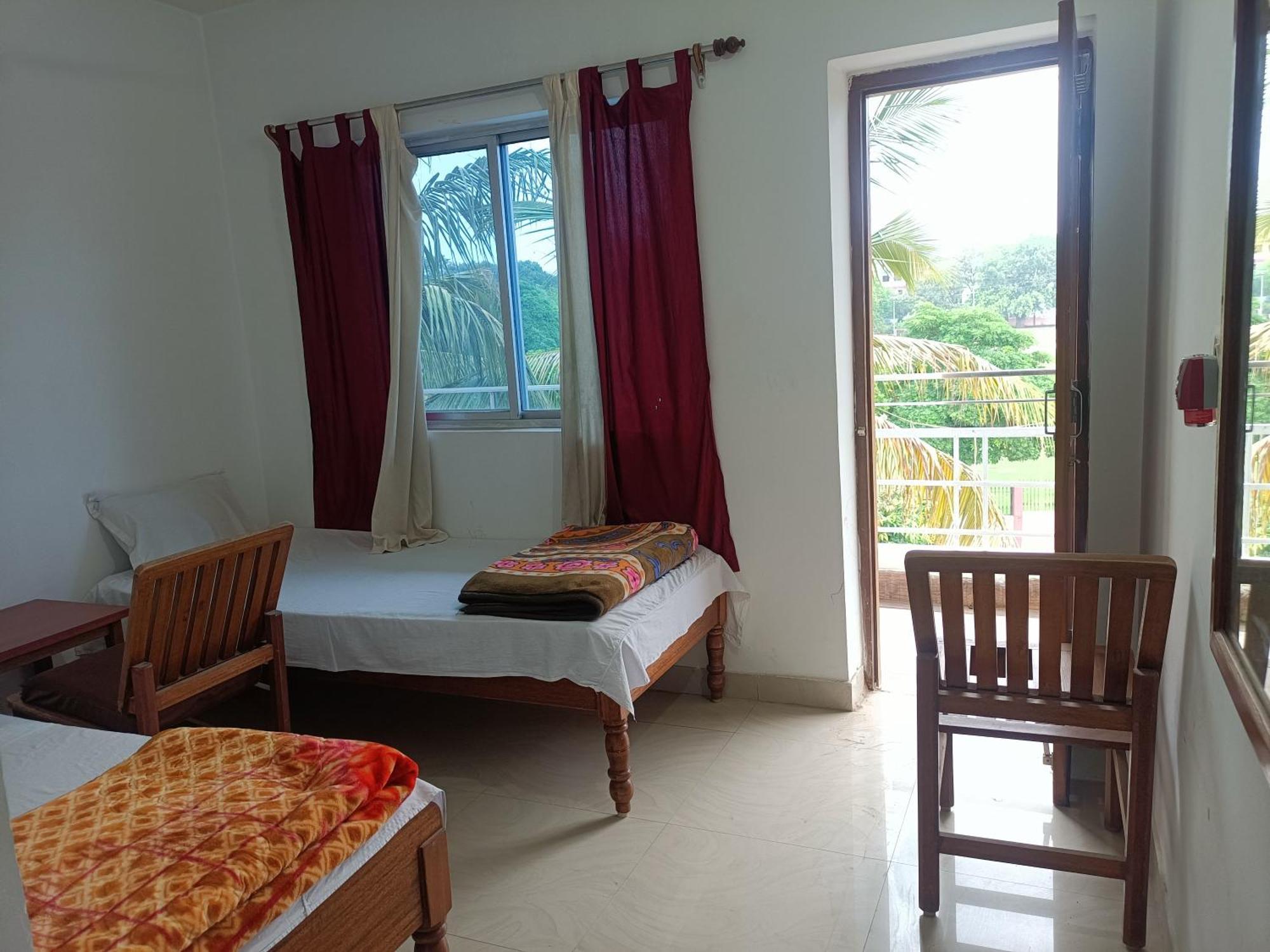 The Gupta Guest House Bodh Gaya Exteriör bild