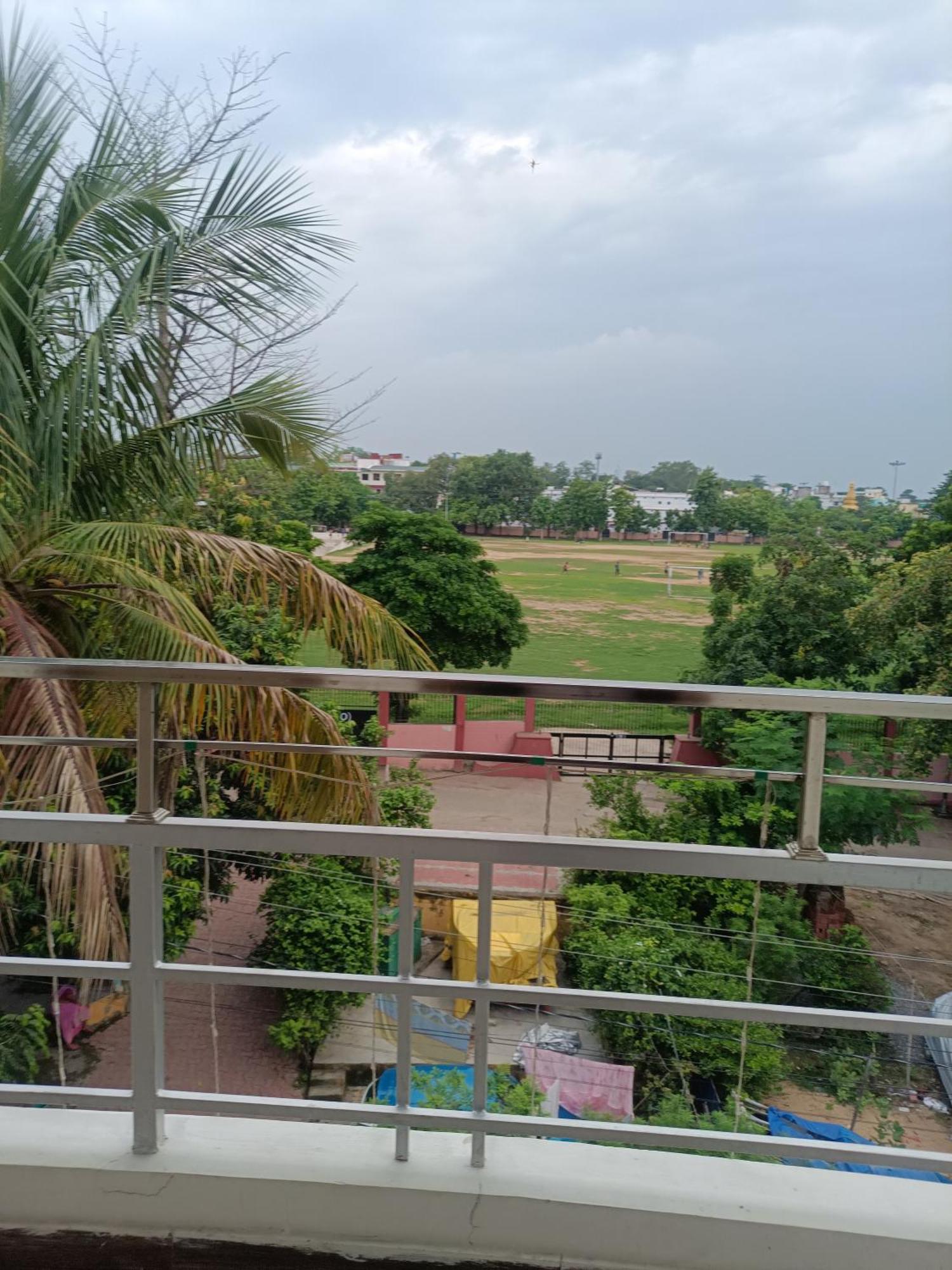 The Gupta Guest House Bodh Gaya Exteriör bild